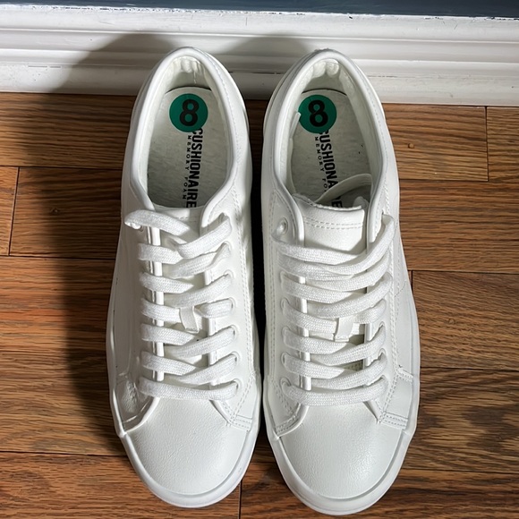 Cushionair Memory Foam White Women’s Chunky Sneaker Size 8 - Picture 3 of 5